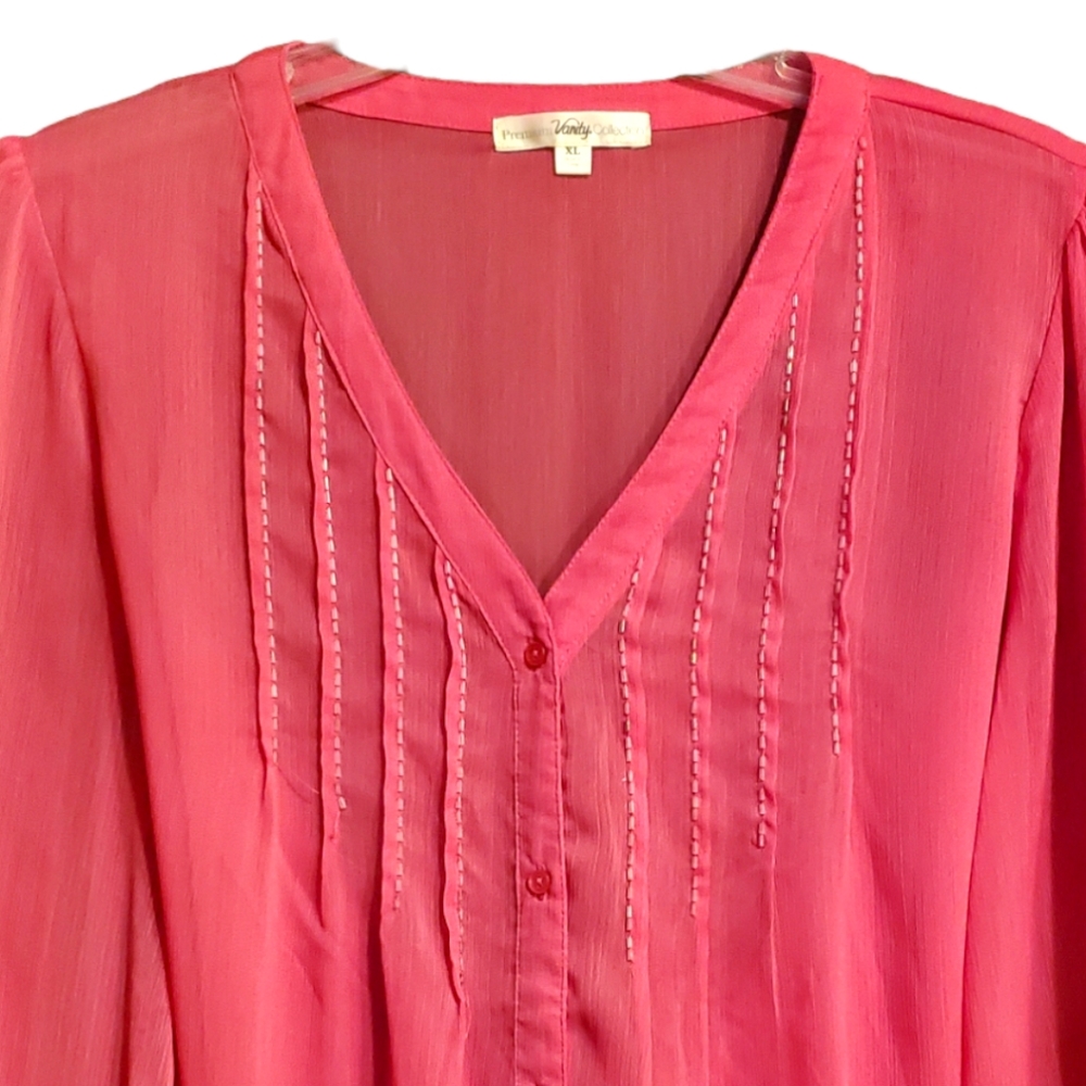Vanity Blouse - Picture 3 of 10